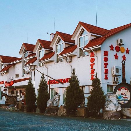 Complex Khutor Hotell Velka Omeljana Eksteriør bilde